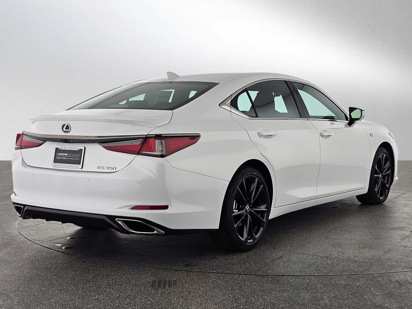 2024 Lexus ES F SPORT Handling