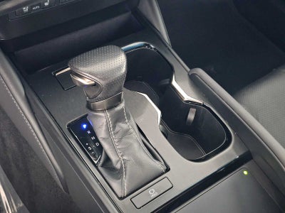 2024 Lexus ES F SPORT Handling