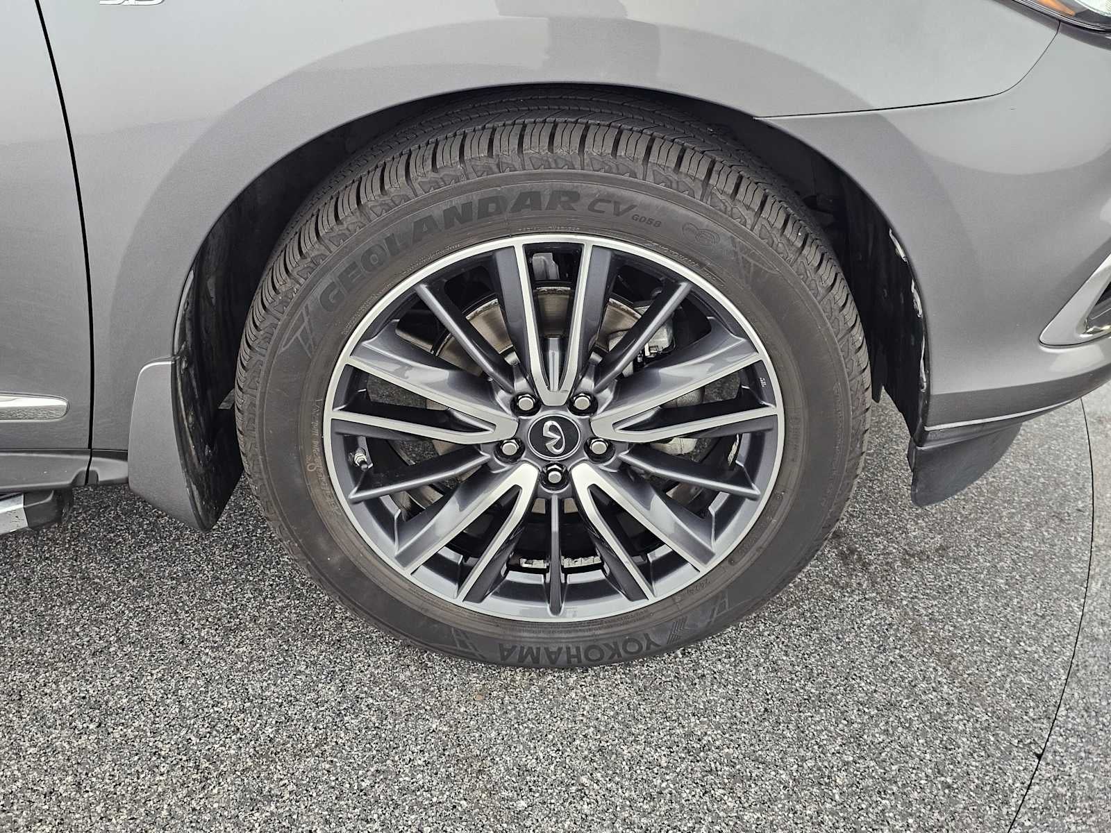 2017 INFINITI QX60 FWD