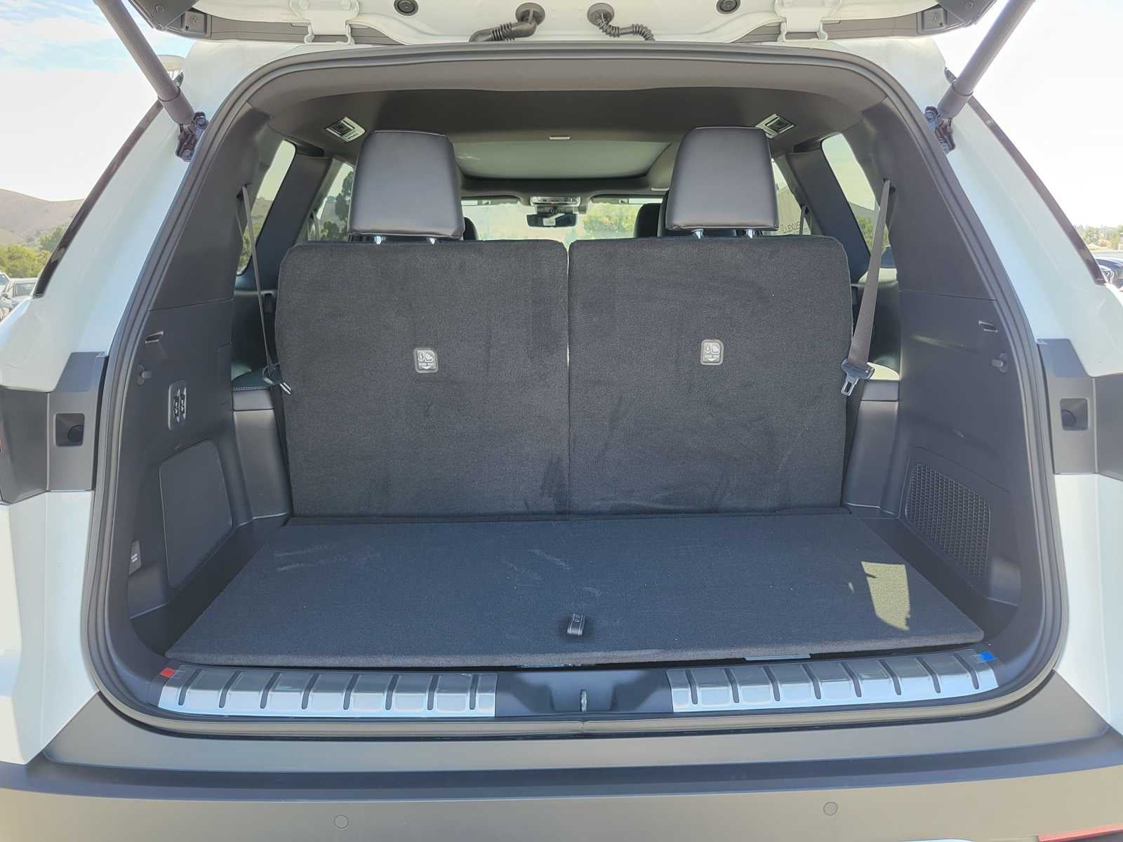 2026 Lexus TX 550h+ Luxury