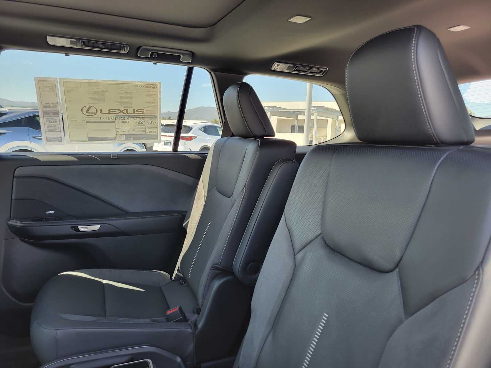 2026 Lexus TX 550h+ Luxury