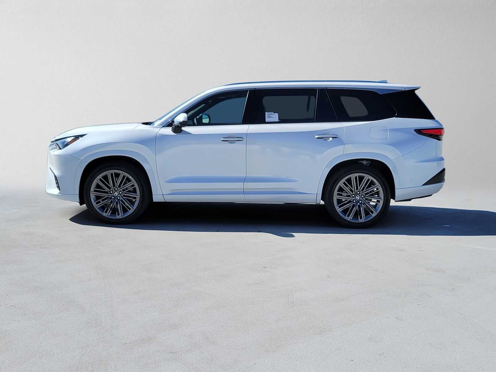 2026 Lexus TX 550h+ Luxury