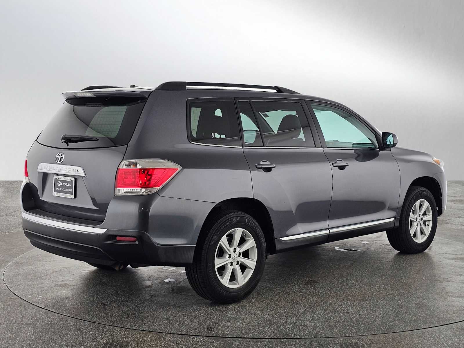 2013 Toyota Highlander SE