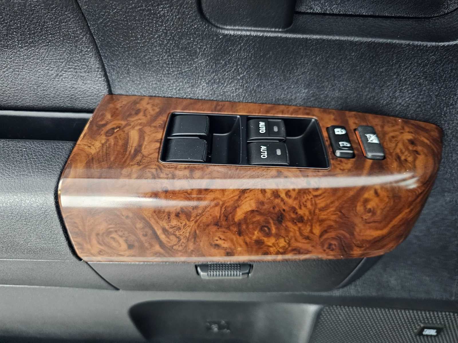 2011 Toyota Tundra LTD