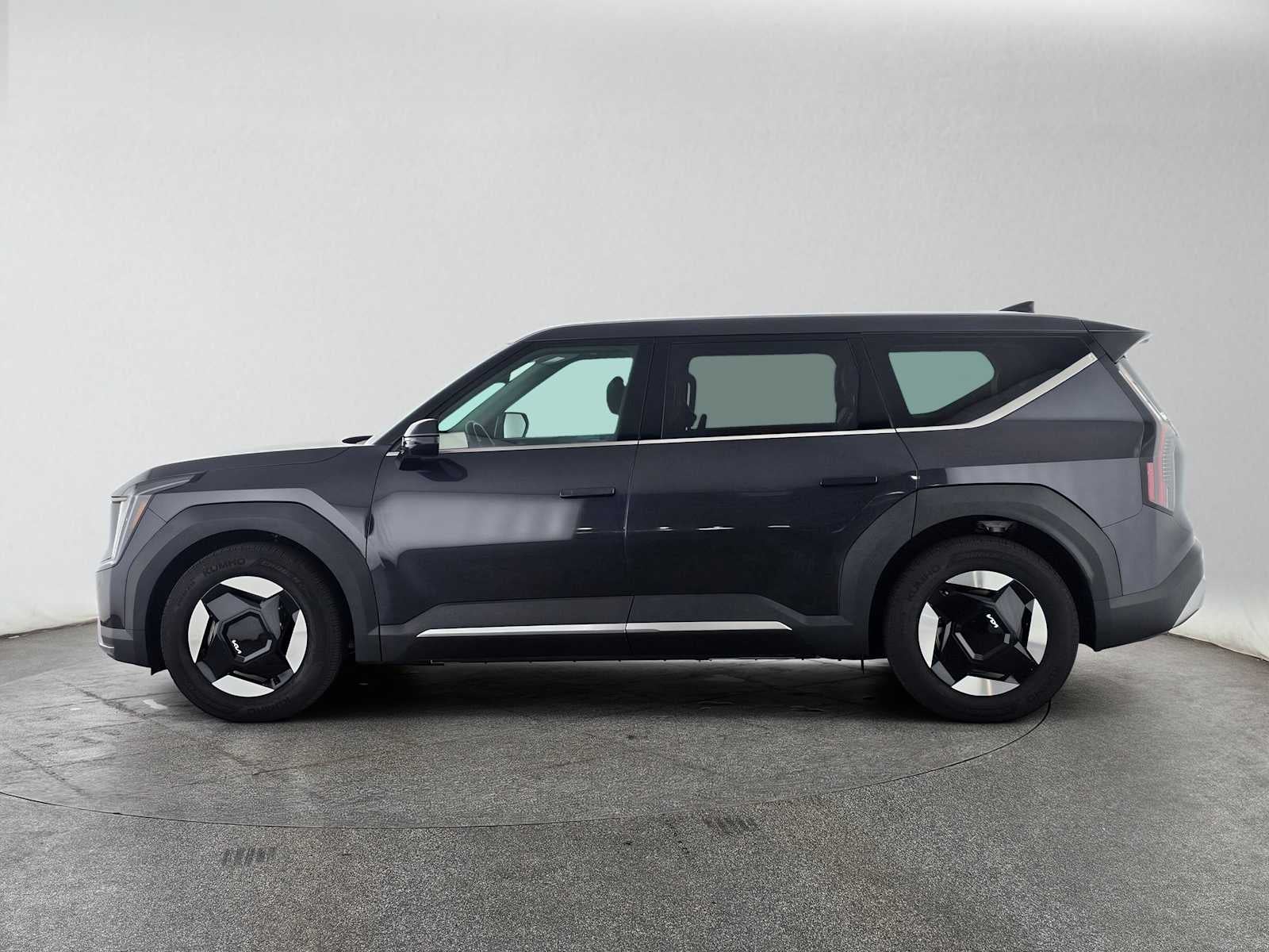 2026 Kia EV9 Light Long Range