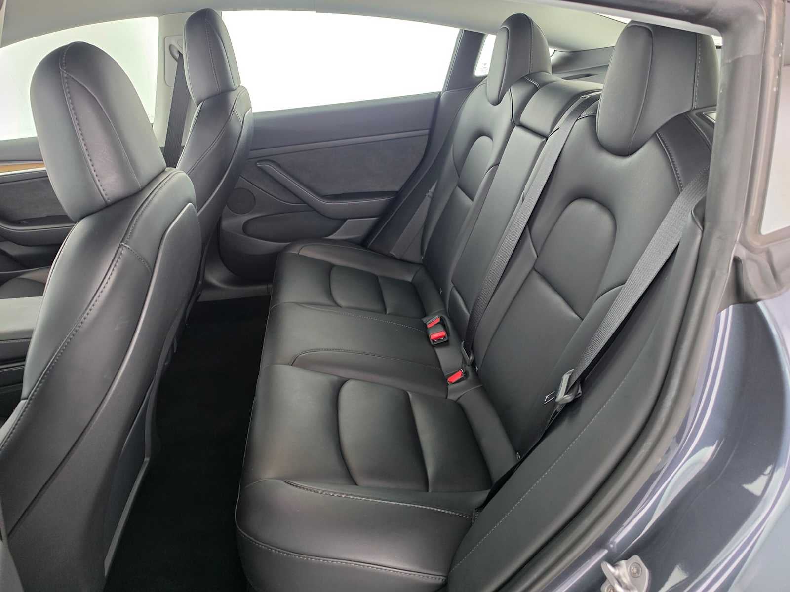 2023 Tesla Model 3 RWD