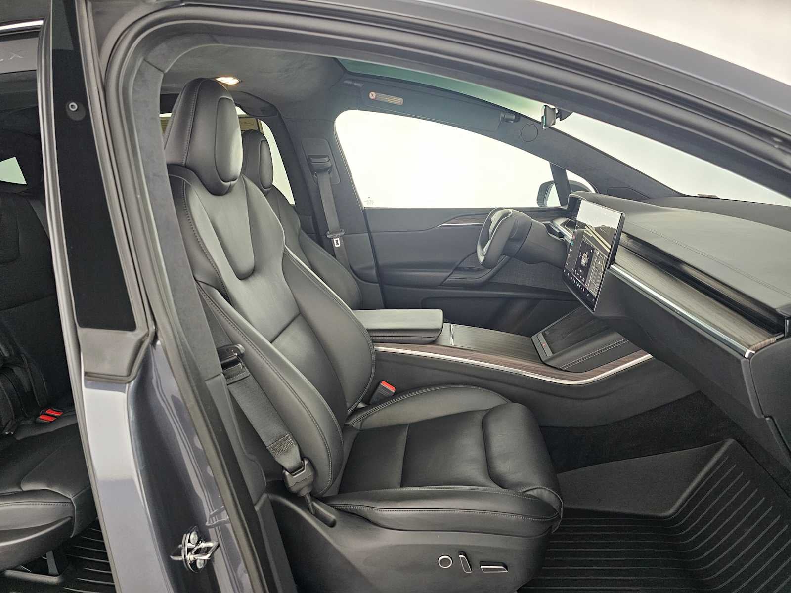 2022 Tesla Model X AWD