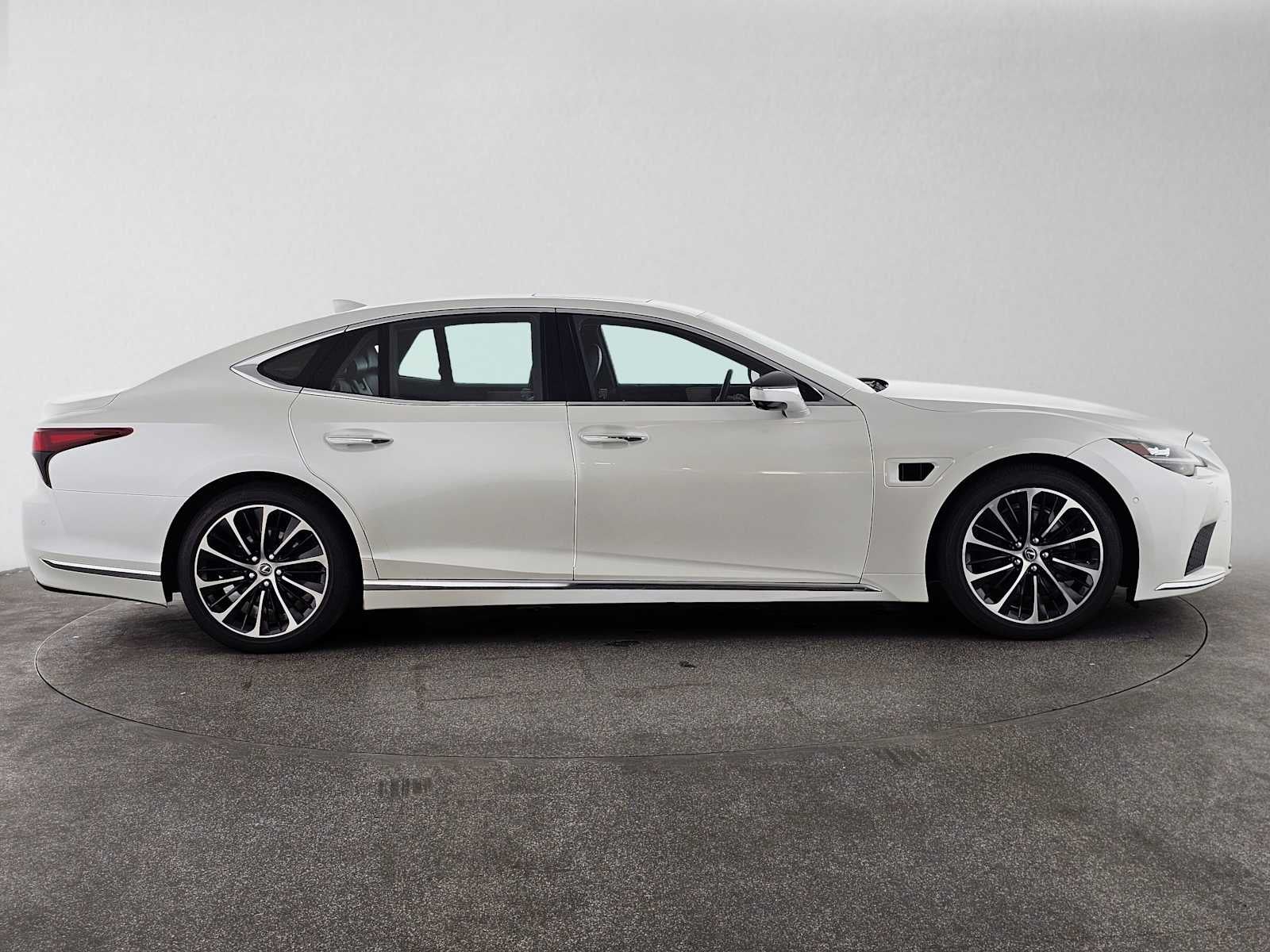 2023 Lexus LS 500h LS 500h