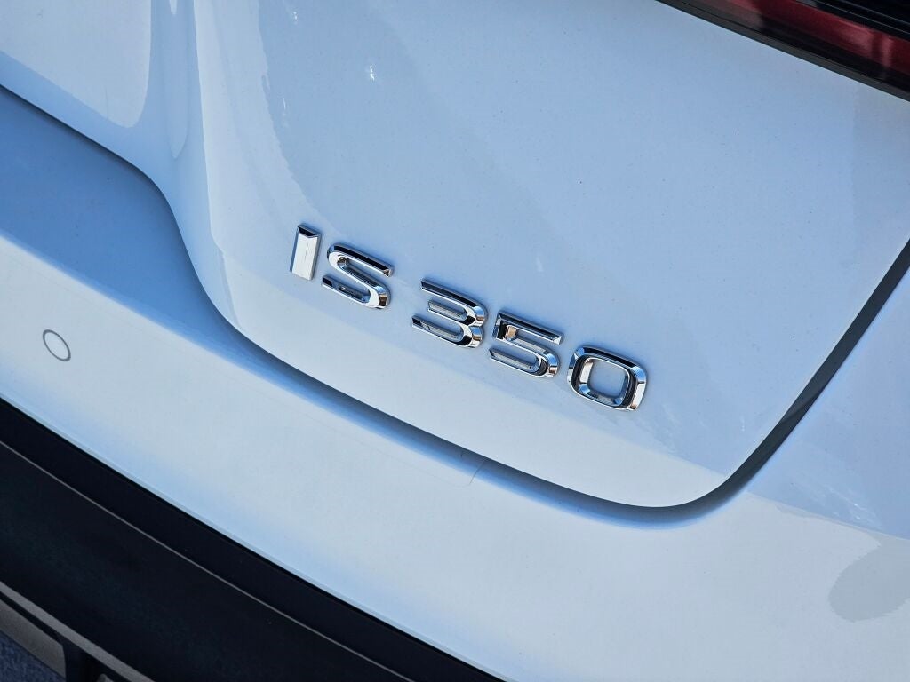 2023 Lexus IS F SPORT