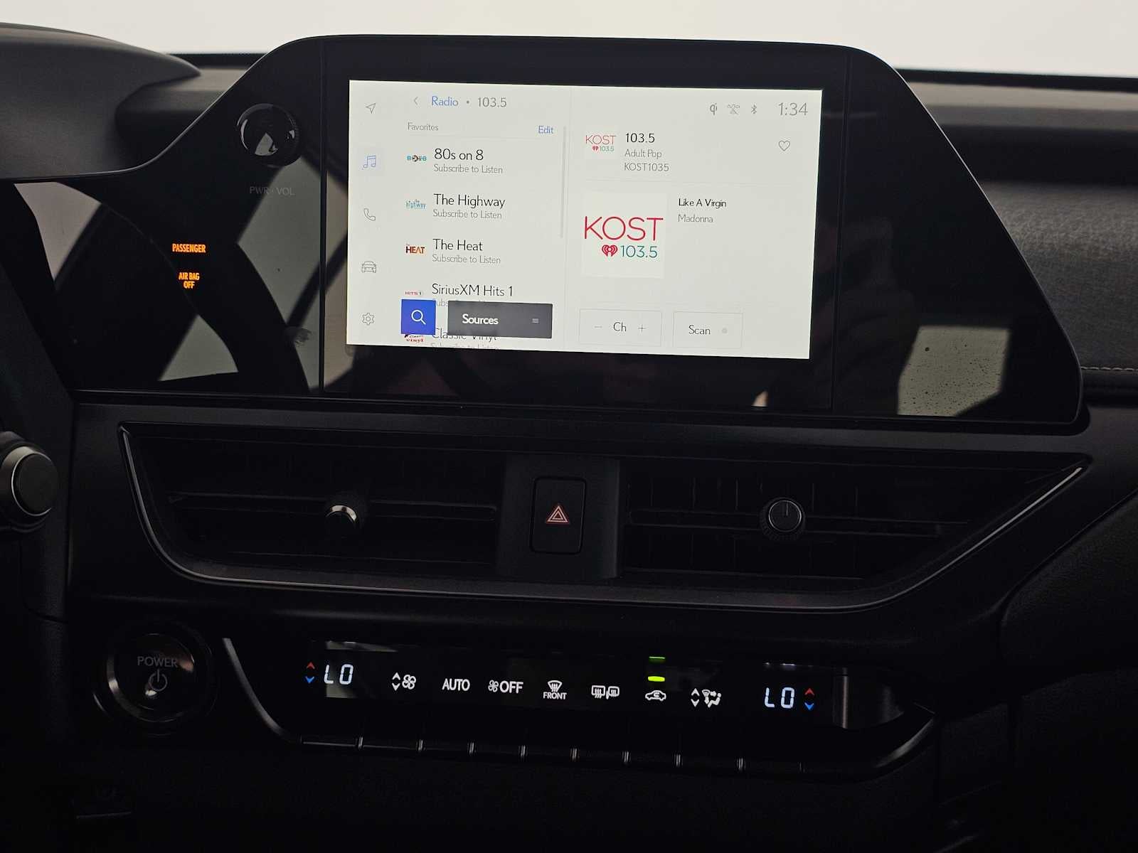 2025 Lexus UX 300h UX 300h