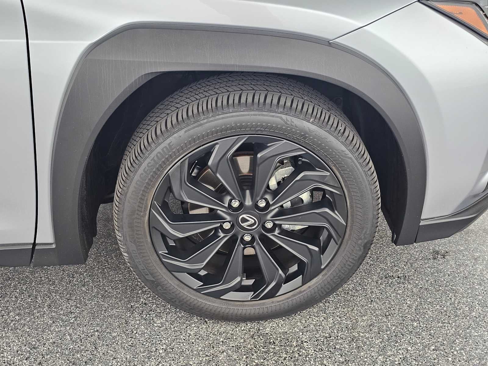 2025 Lexus UX 300h UX 300h