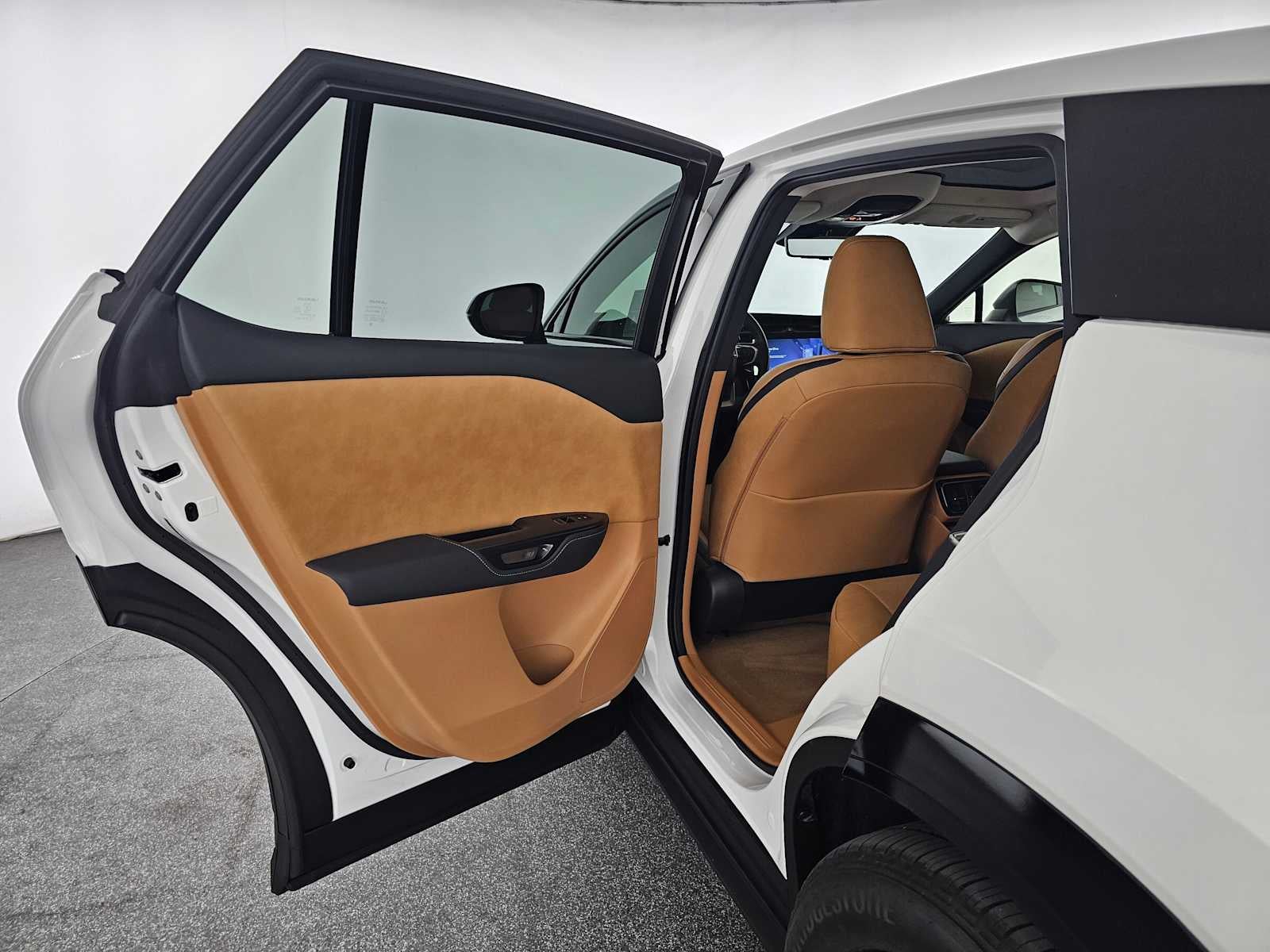 2023 Lexus RZ 450e Premium