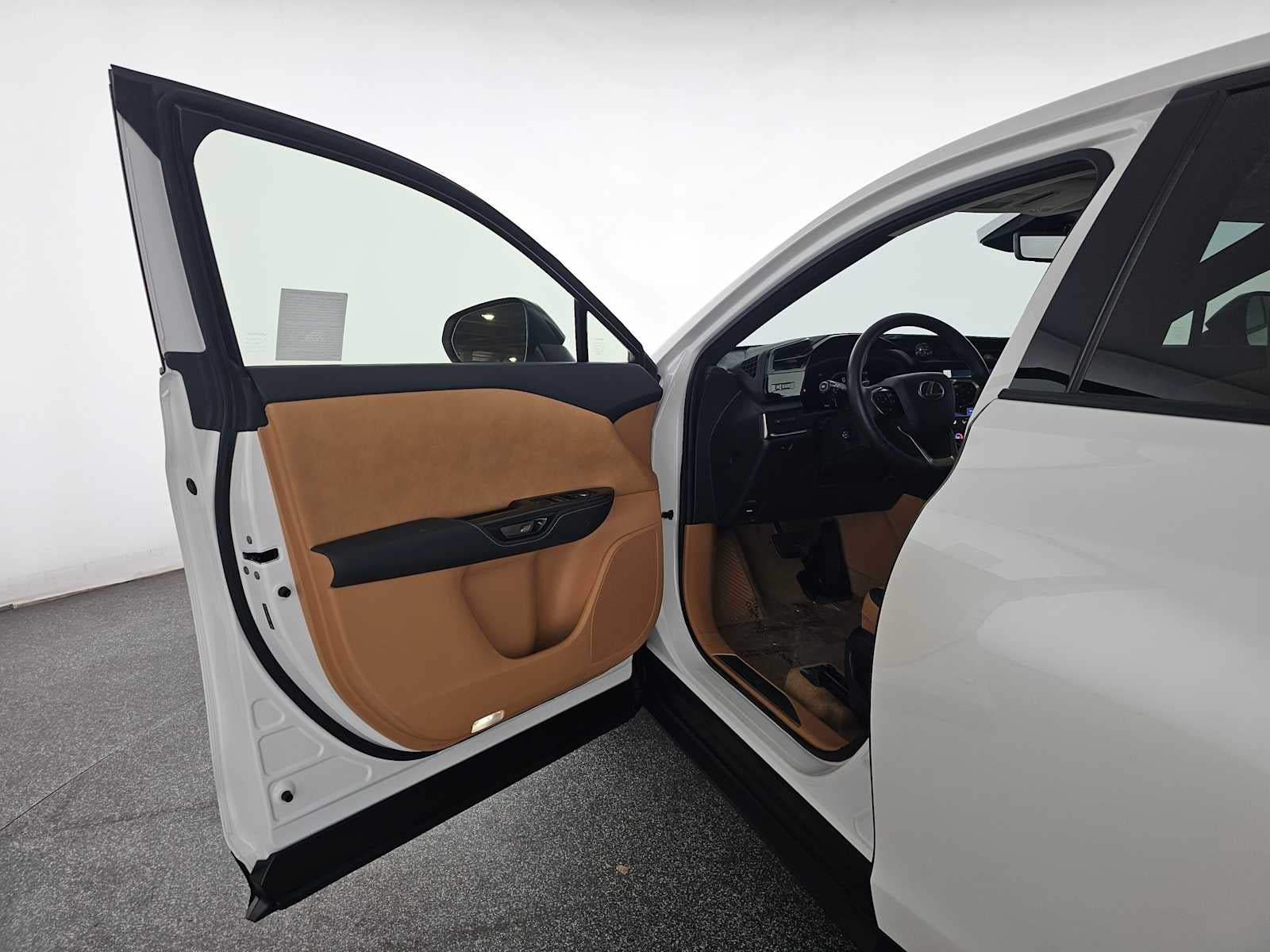 2023 Lexus RZ 450e Premium