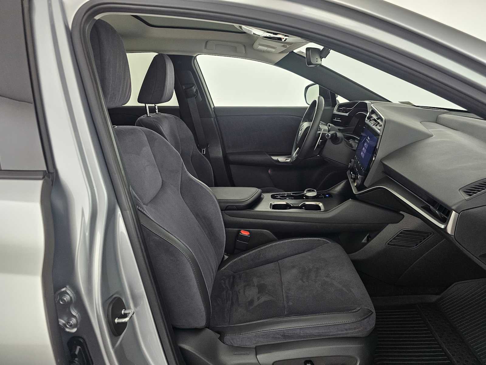 2023 Lexus RZ 450e Luxury