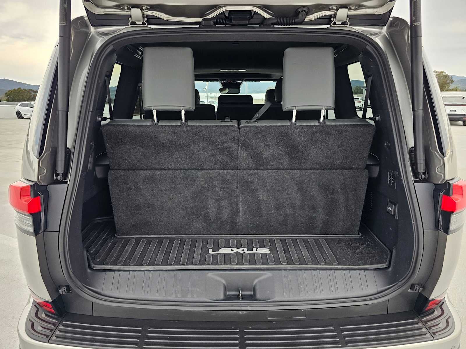 2024 Lexus GX Premium+