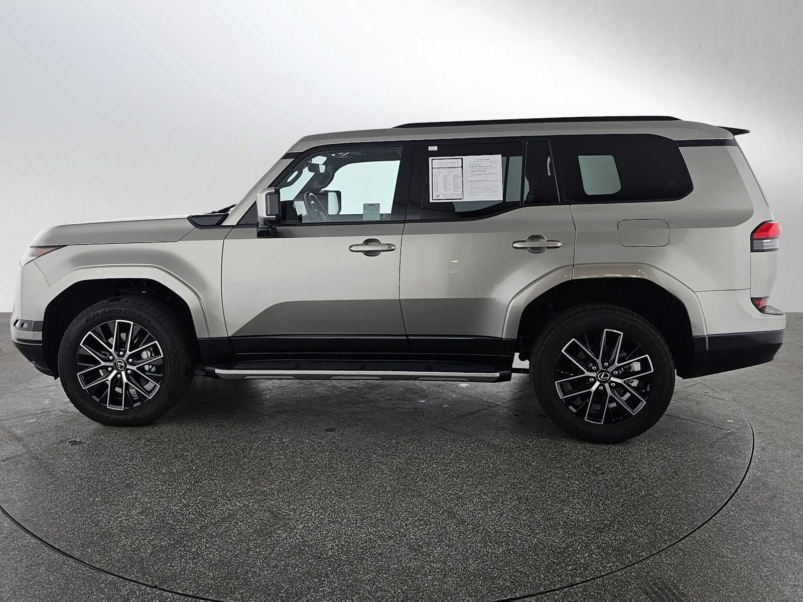 2024 Lexus GX Premium+