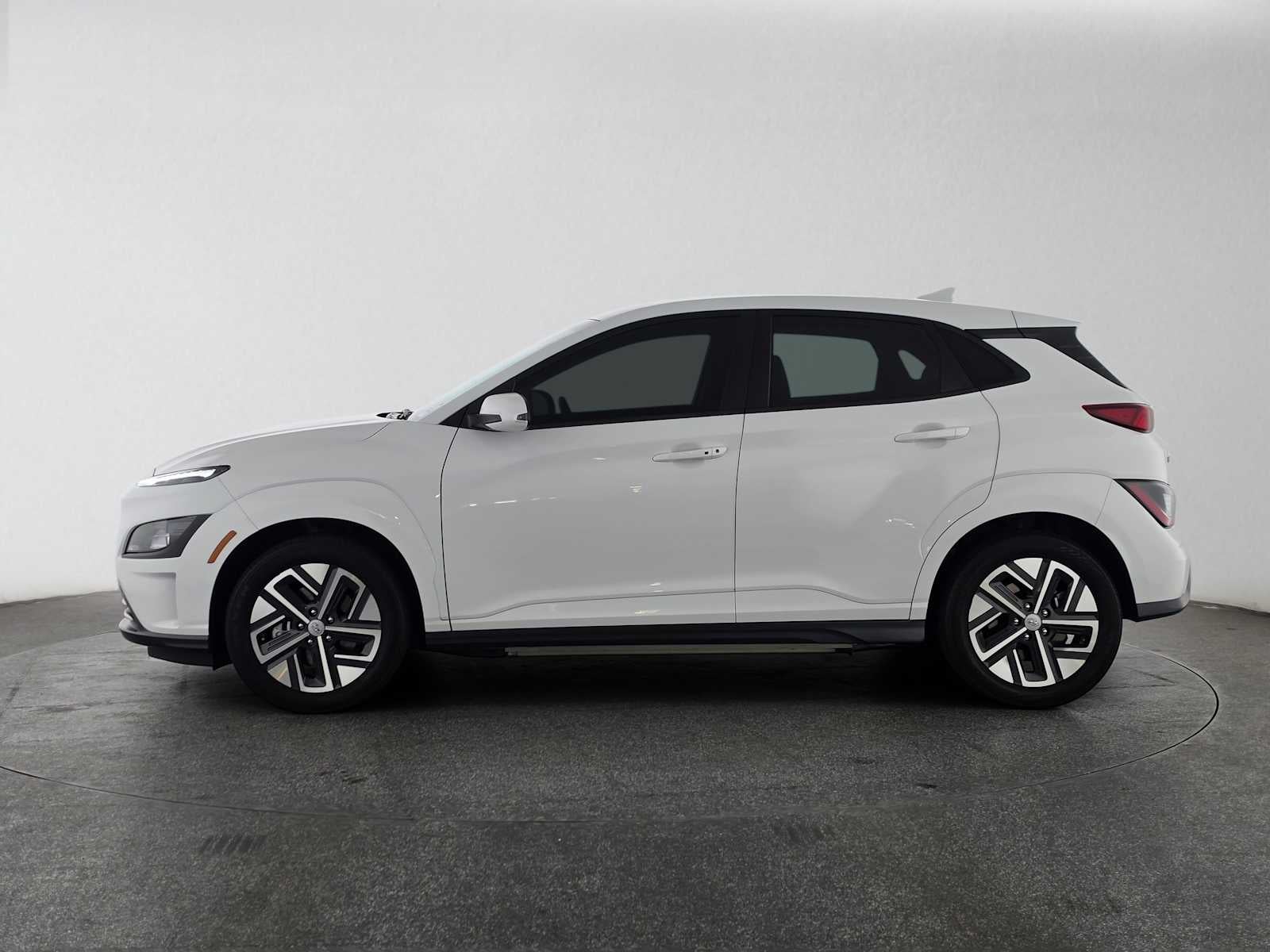 2023 Hyundai Kona Electric SE