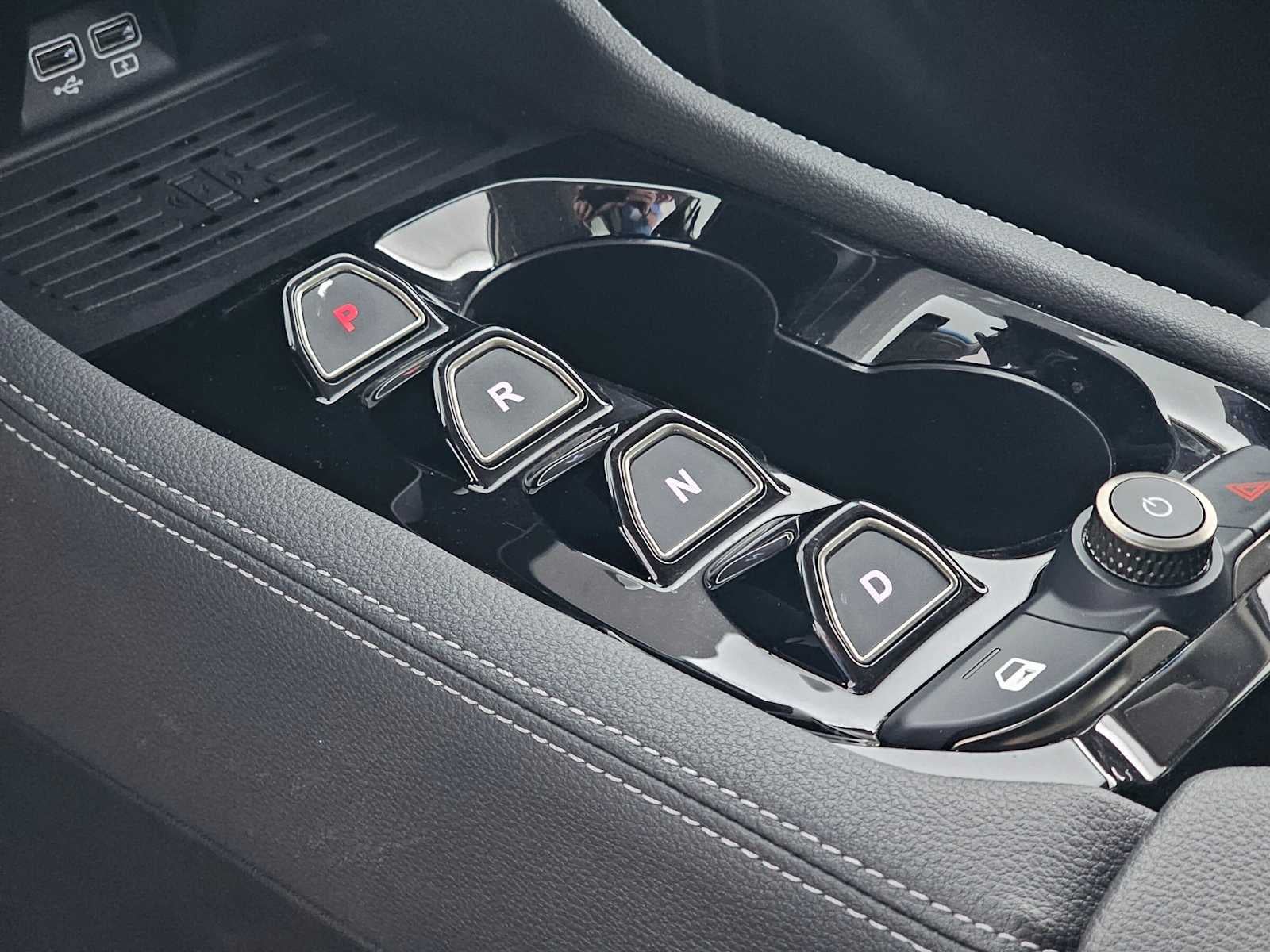 2023 VinFast VF 8 Eco