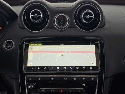 2019 Jaguar XJ XJ R-Sport