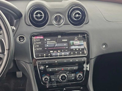 2019 Jaguar XJ XJ R-Sport