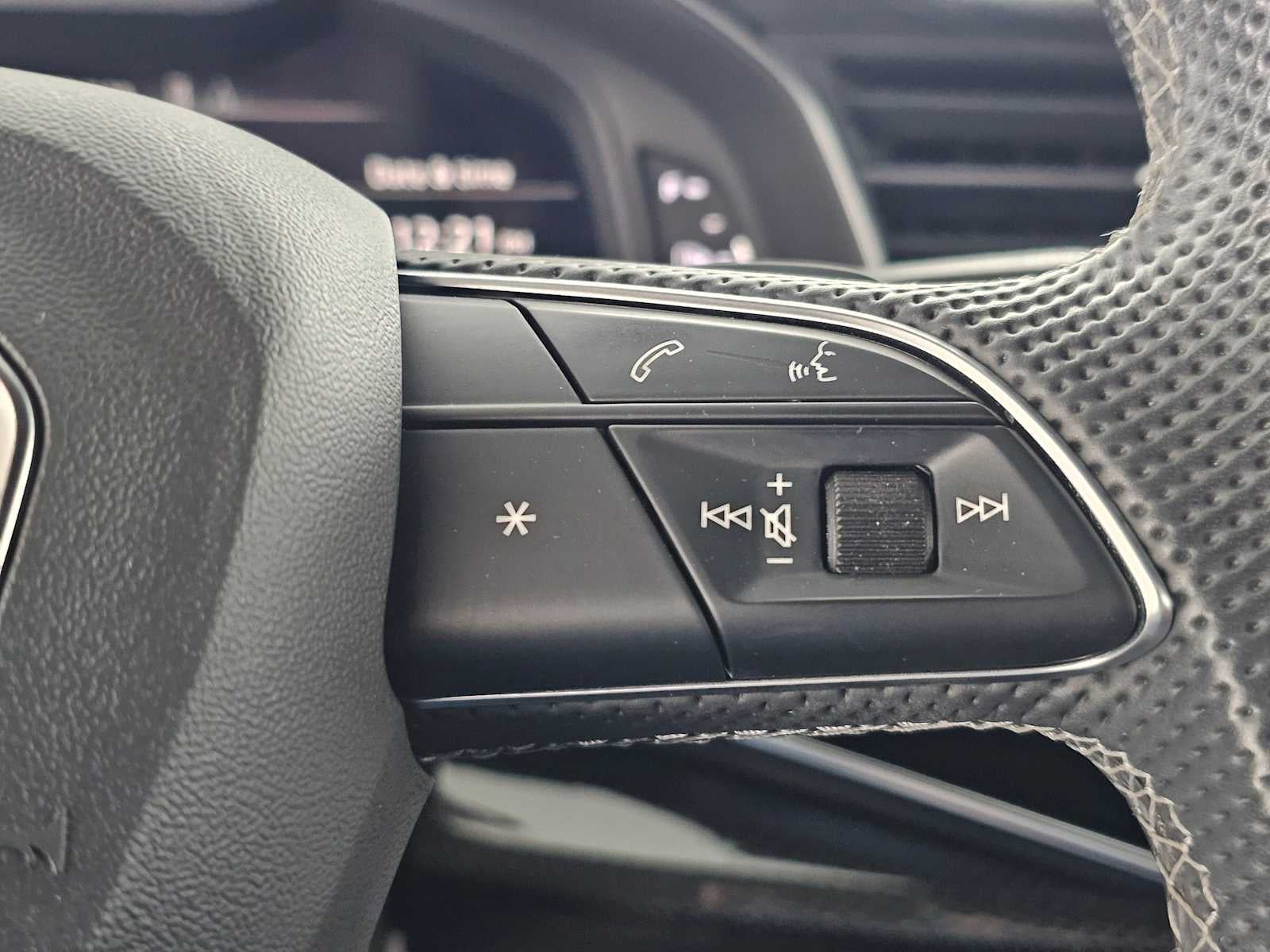 2021 Audi SQ8 Premium Plus