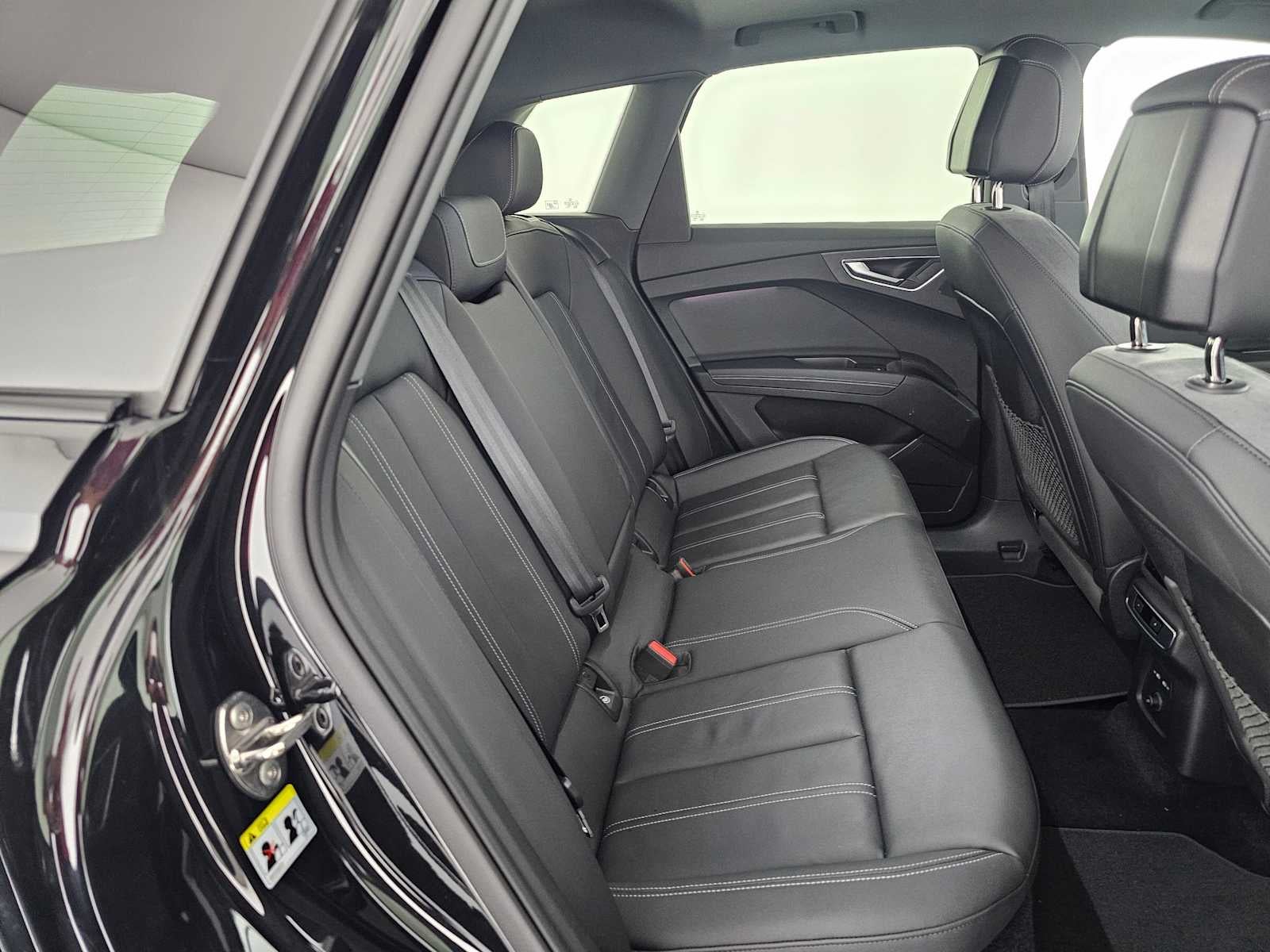 2024 Audi Q4 e-tron Premium Plus