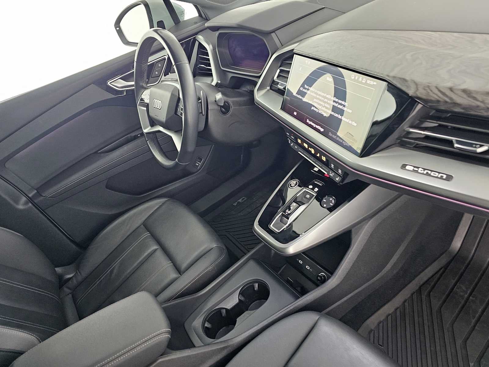 2024 Audi Q4 e-tron Prestige