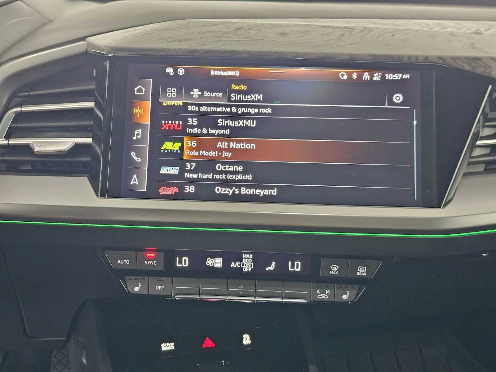 2024 Audi Q4 e-tron Prestige