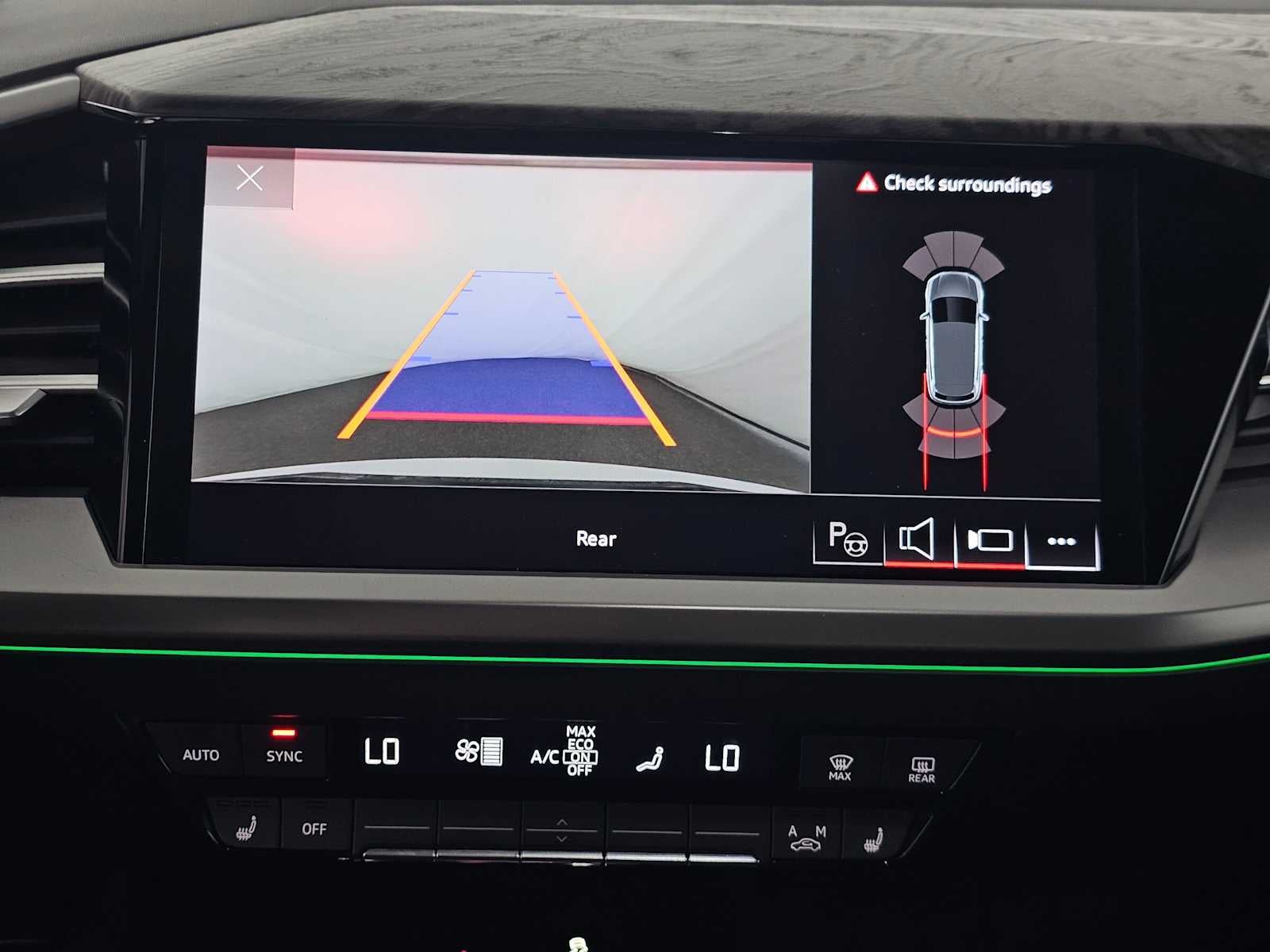 2024 Audi Q4 e-tron Prestige