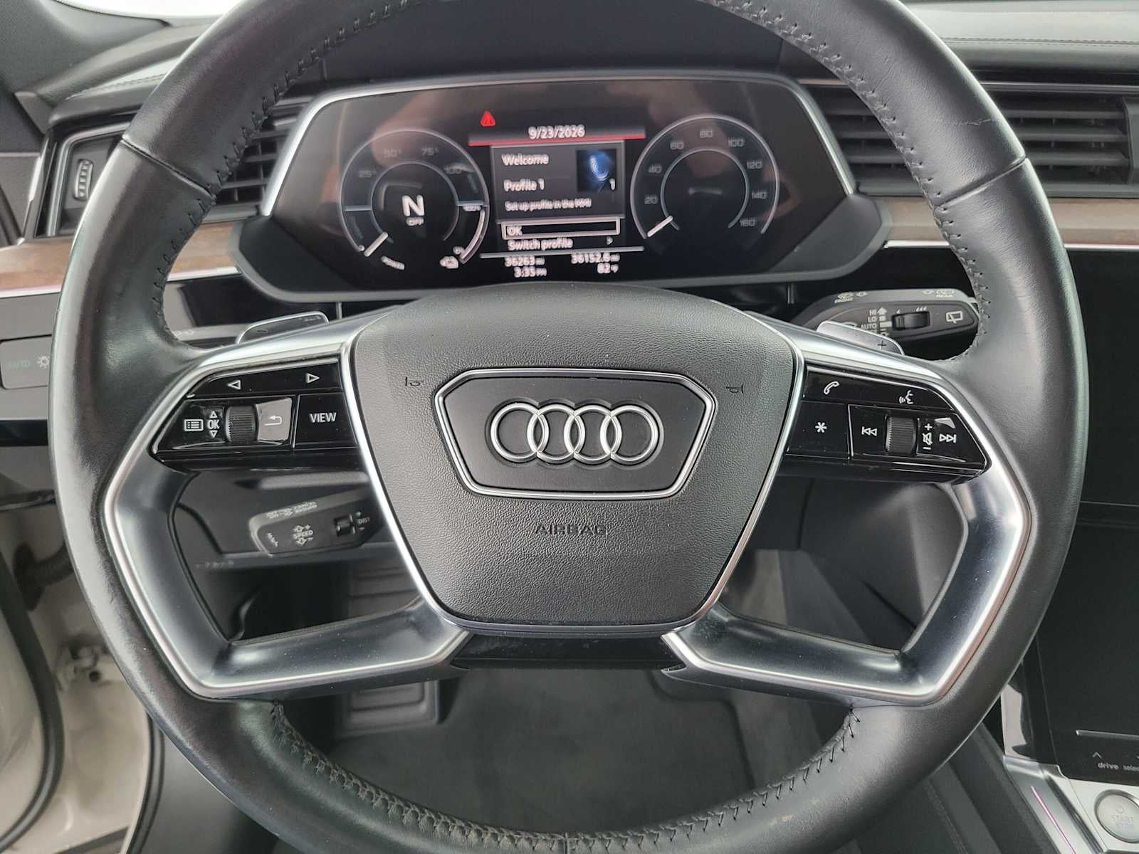 2019 Audi e-tron Prestige