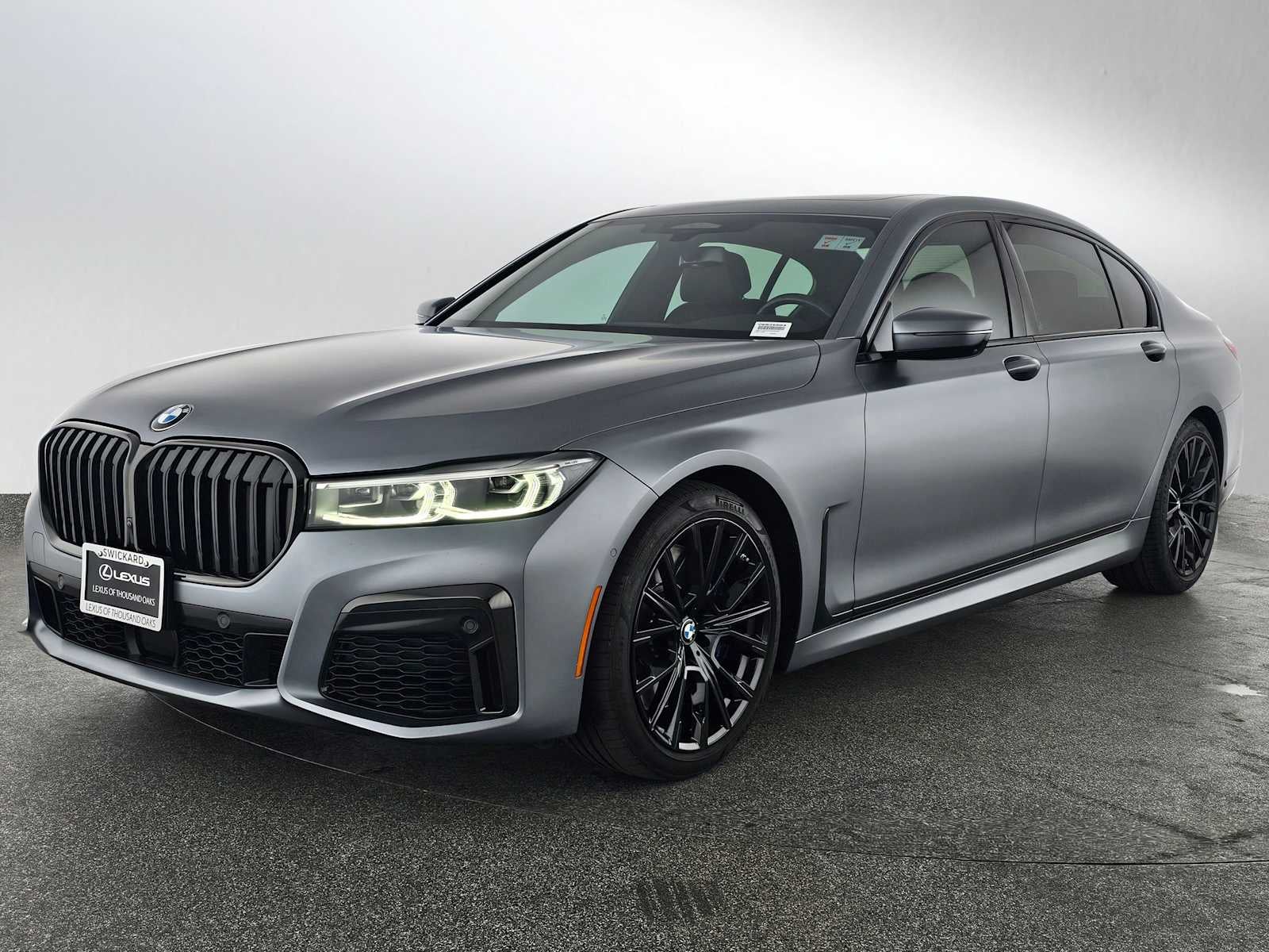 2022 BMW 7 Series 740i