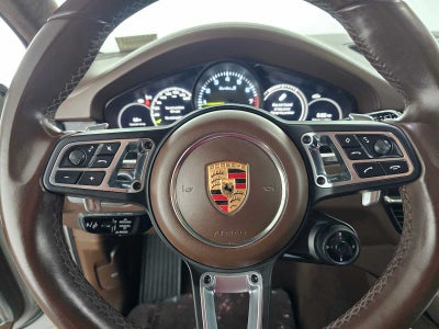 2022 Porsche Cayenne Turbo S E-Hybrid