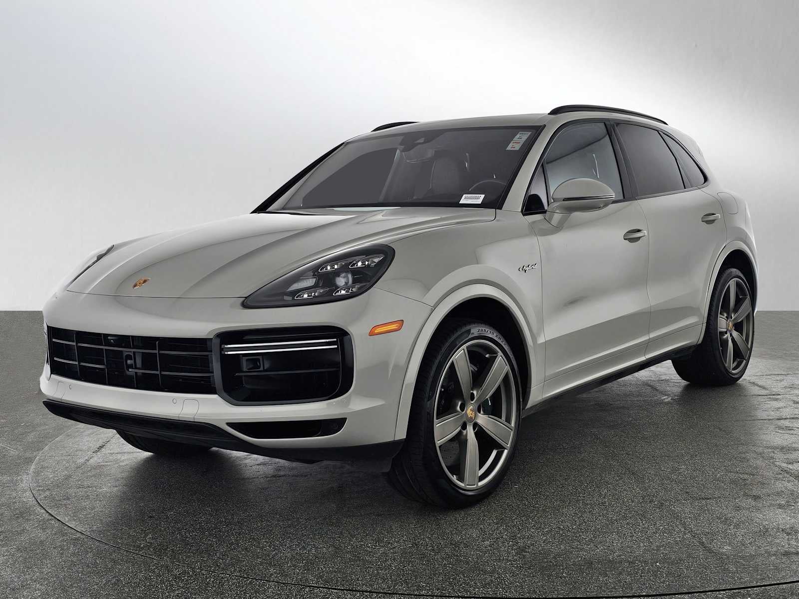 2022 Porsche Cayenne Turbo S E-Hybrid