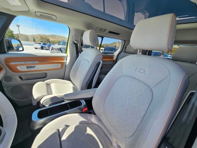 2025 Volkswagen ID. Buzz Pro S Plus