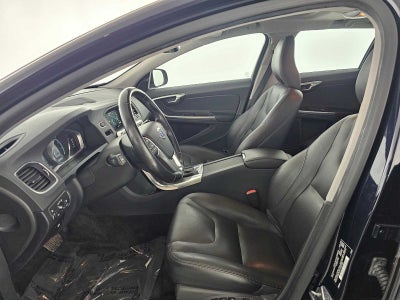 2016 Volvo V60 T5 Drive-E Platinum