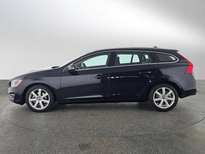 2016 Volvo V60 T5 Drive-E Platinum