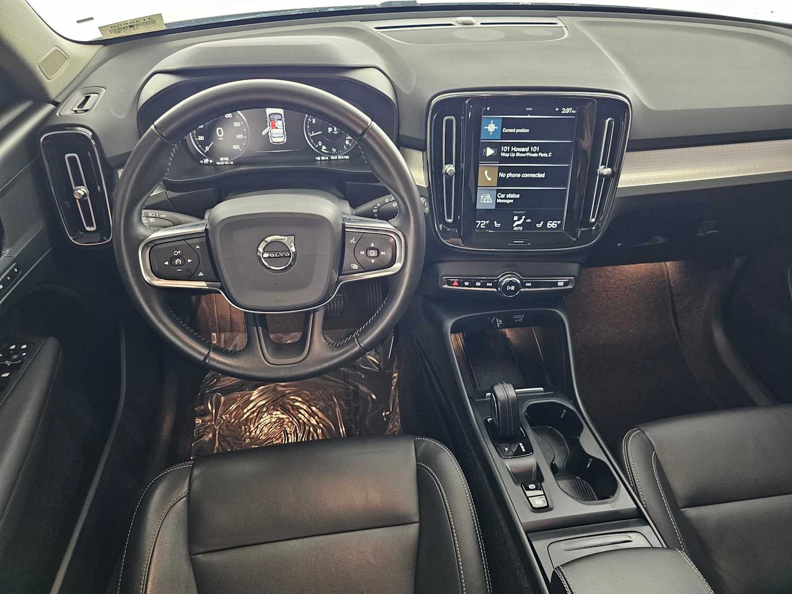 2019 Volvo XC40 Momentum