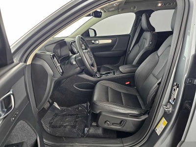 2019 Volvo XC40 Momentum