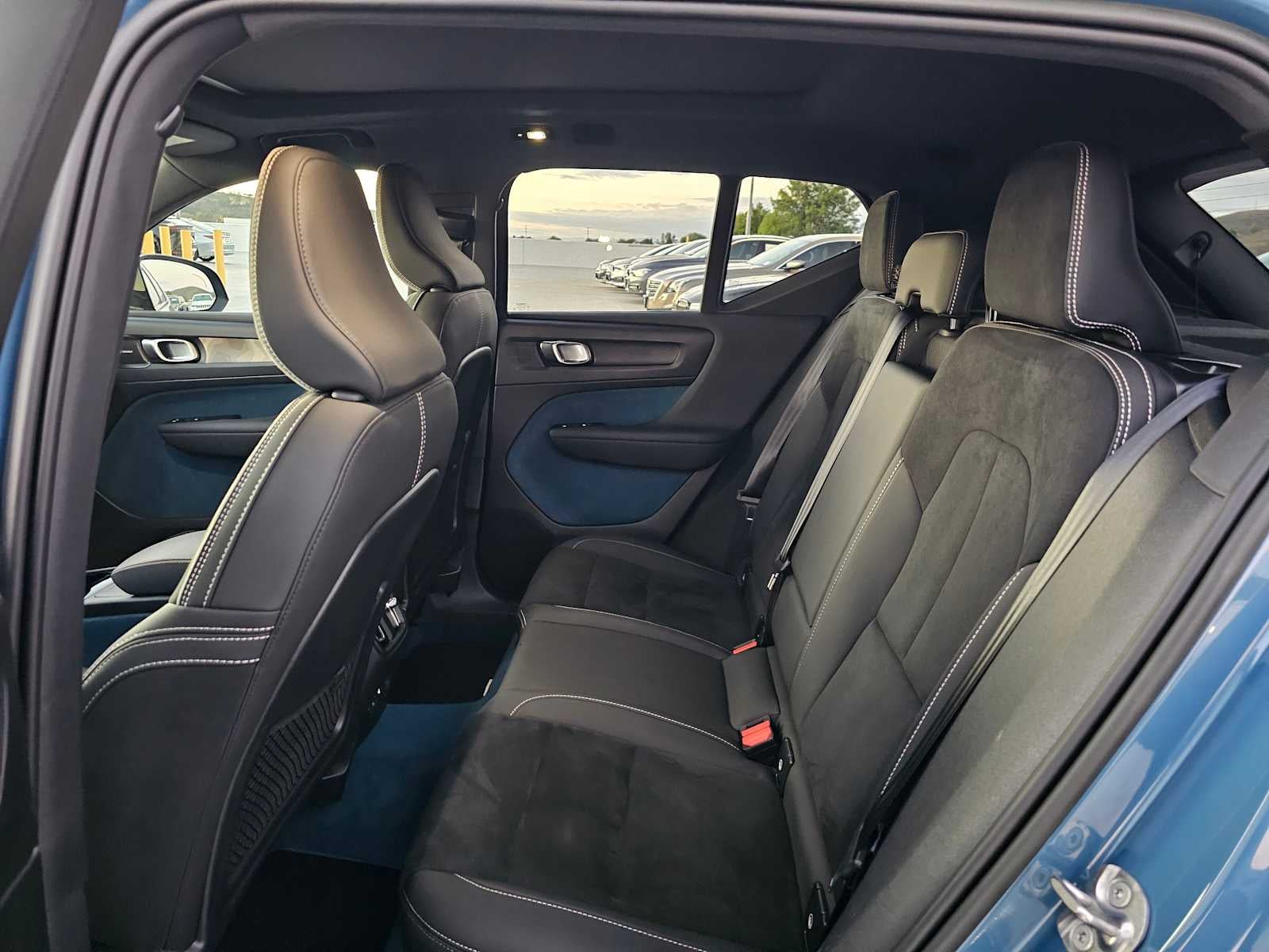 2023 Volvo XC40 Recharge Pure Electric Ultimate