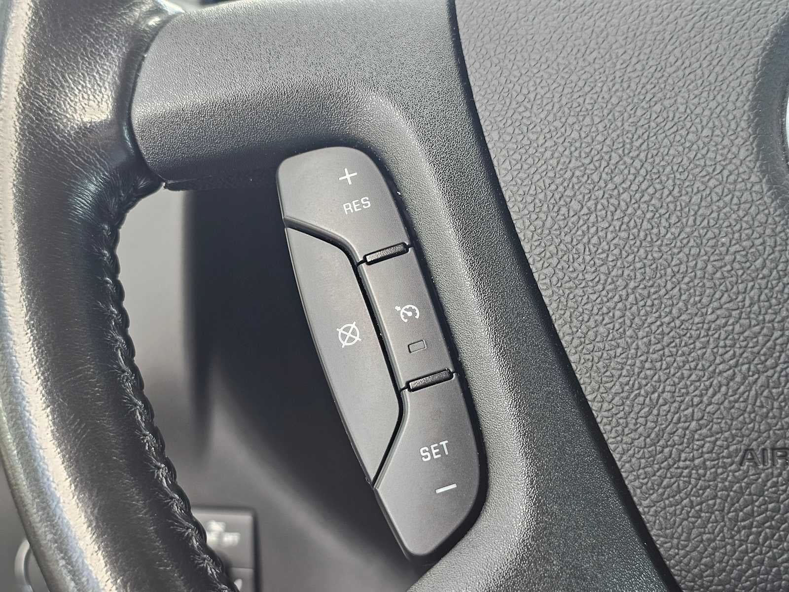 2022 Chevrolet Express Passenger LT