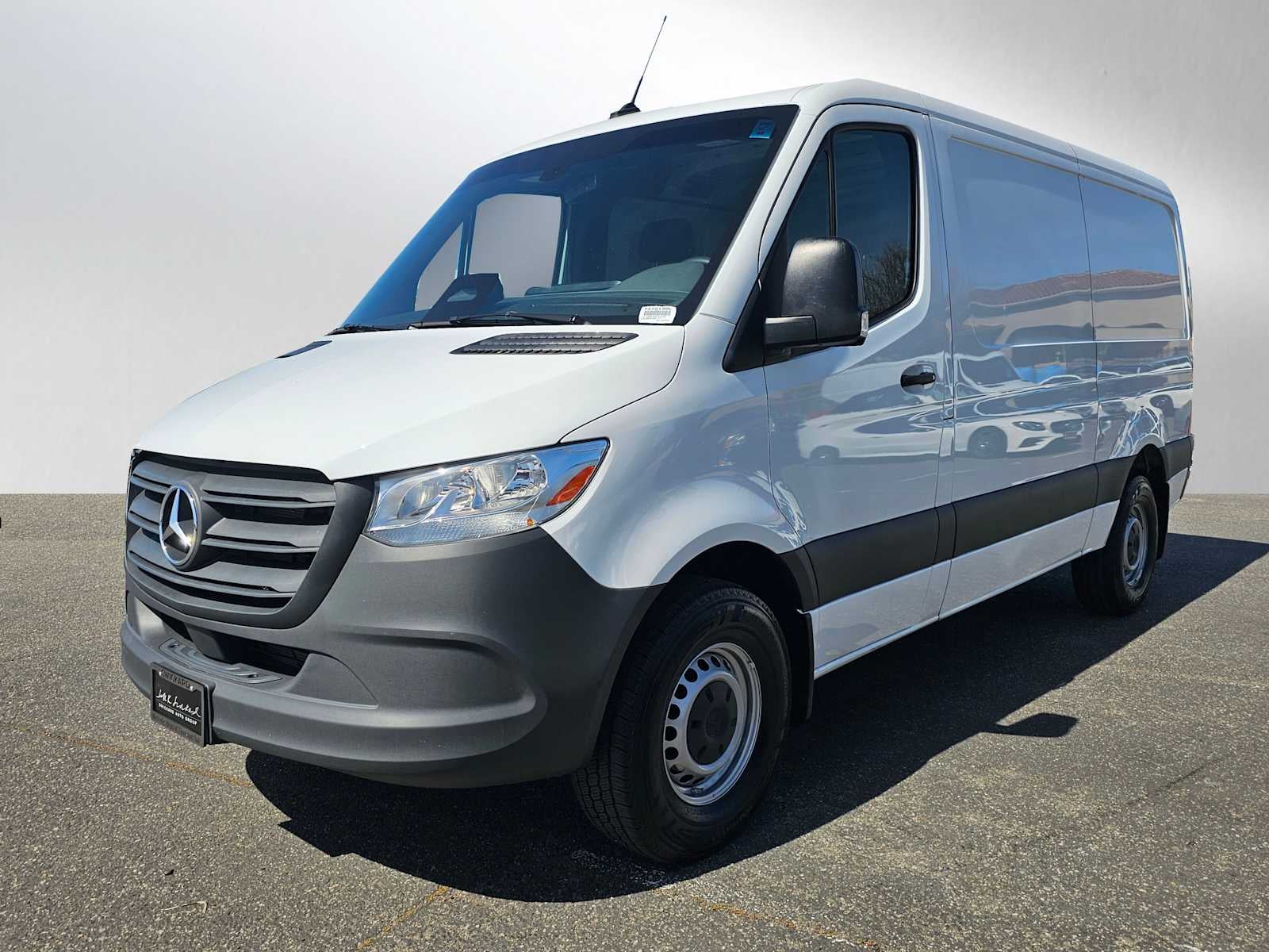2025 Mercedes-Benz Sprinter Cargo Van 2500 Standard Roof I4 Diesel 144 RWD