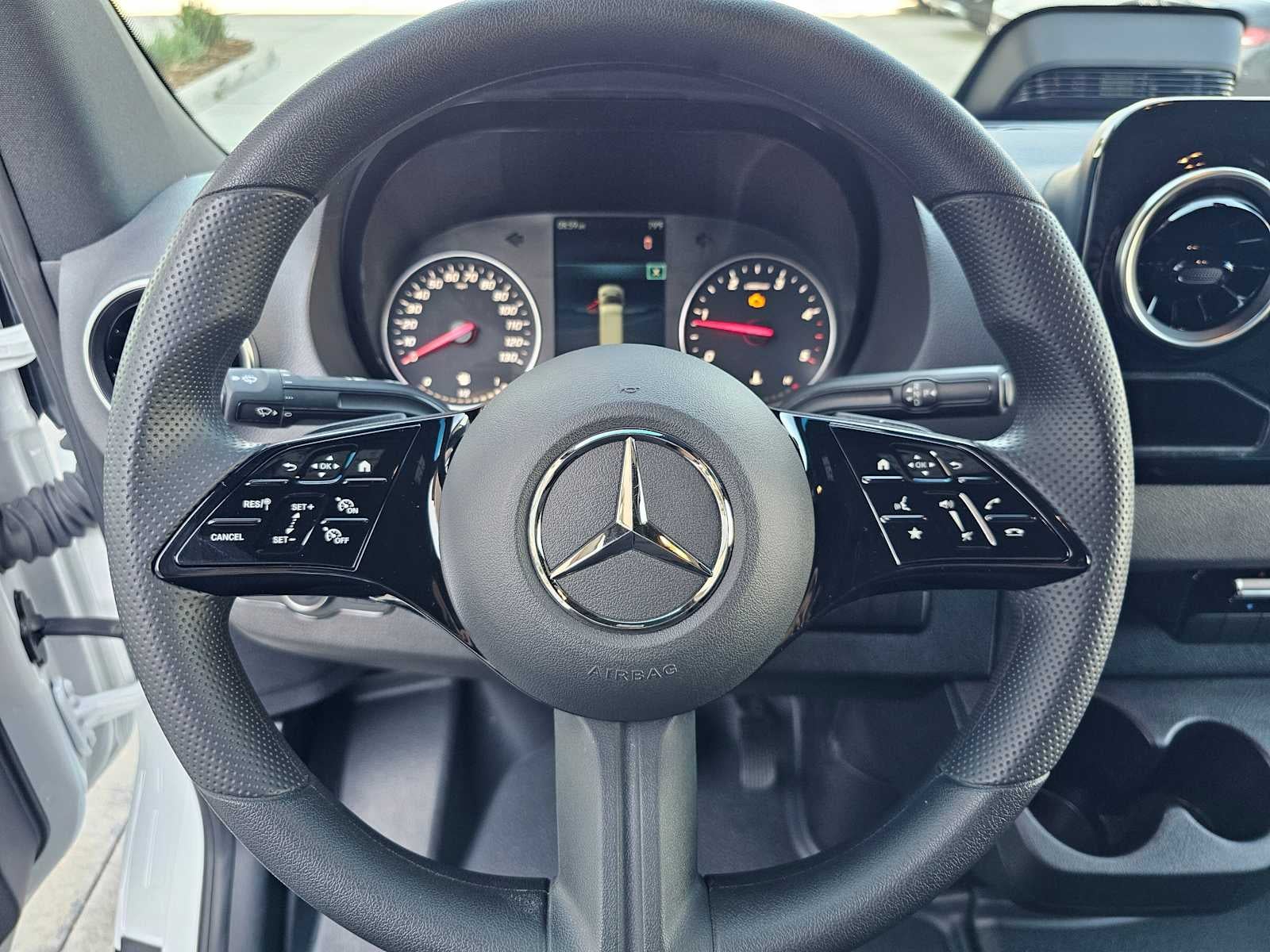 2025 Mercedes-Benz Sprinter Cargo Van 2500 Standard Roof I4 Diesel 144" RWD