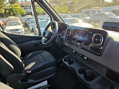 2025 Mercedes-Benz Sprinter Cargo Van 2500 Standard Roof I4 Diesel 144" RWD