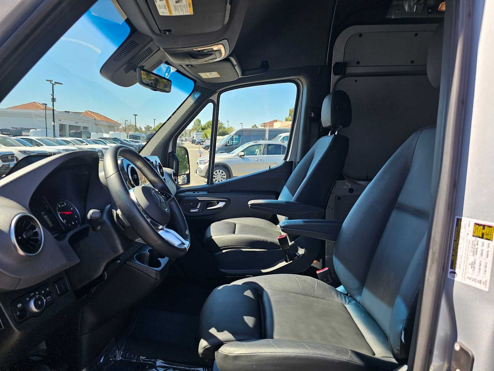 2025 Mercedes-Benz Sprinter Cargo Van 2500 Standard Roof I4 Diesel HO 144 RWD