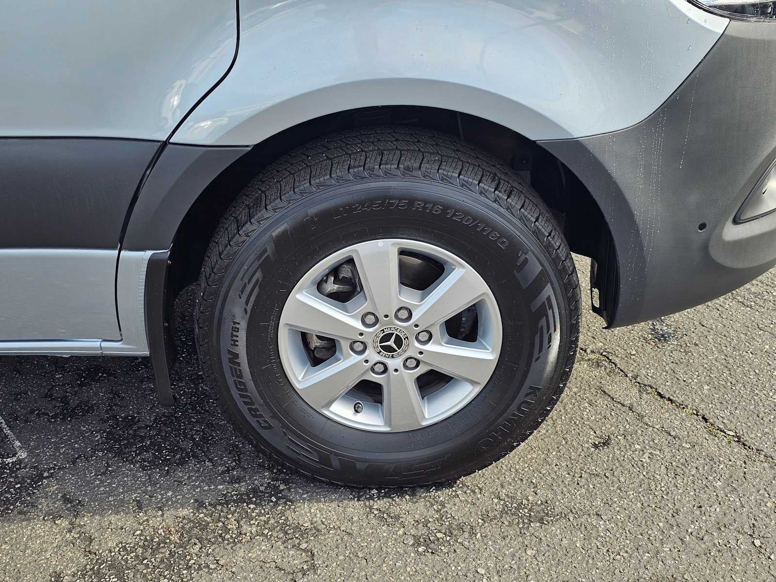 2025 Mercedes-Benz Sprinter Cargo Van 2500 Standard Roof I4 Diesel HO 144" RWD