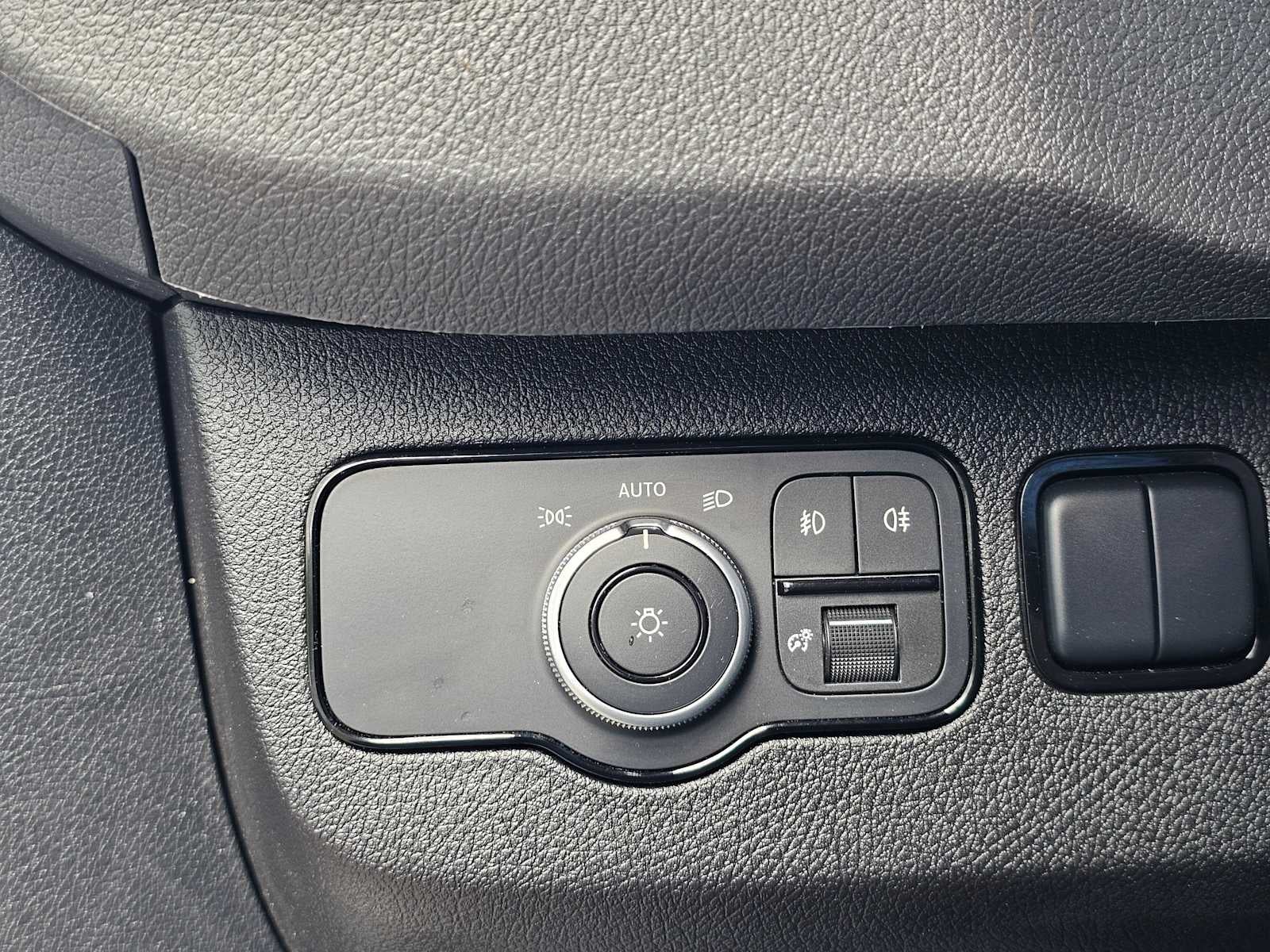 2025 Mercedes-Benz Sprinter Cargo Van 2500 Standard Roof I4 Diesel HO 144 RWD